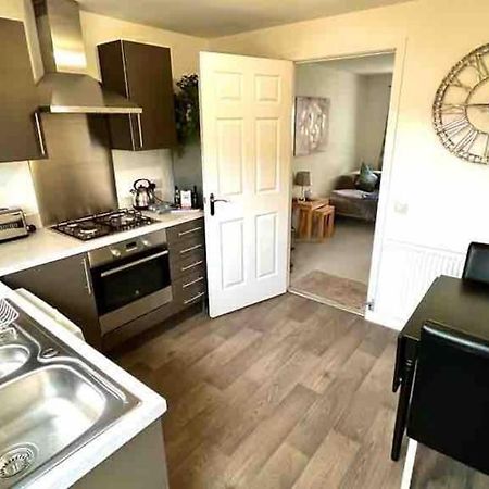 킨로스 Loch Leven Getaway - 2 Bed House 아파트 외부 사진