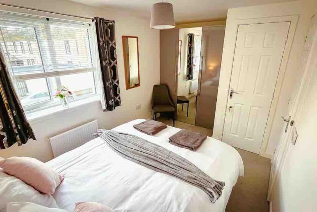 킨로스 Loch Leven Getaway - 2 Bed House 아파트 외부 사진