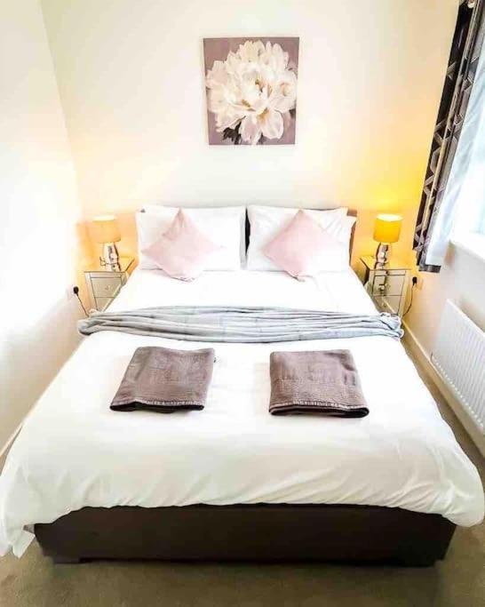 킨로스 Loch Leven Getaway - 2 Bed House 아파트 외부 사진